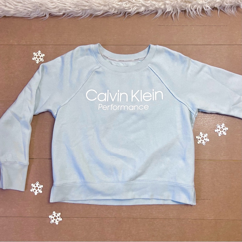 ❄️ Icy blue Calvin Klein Crewneck sweatshirt